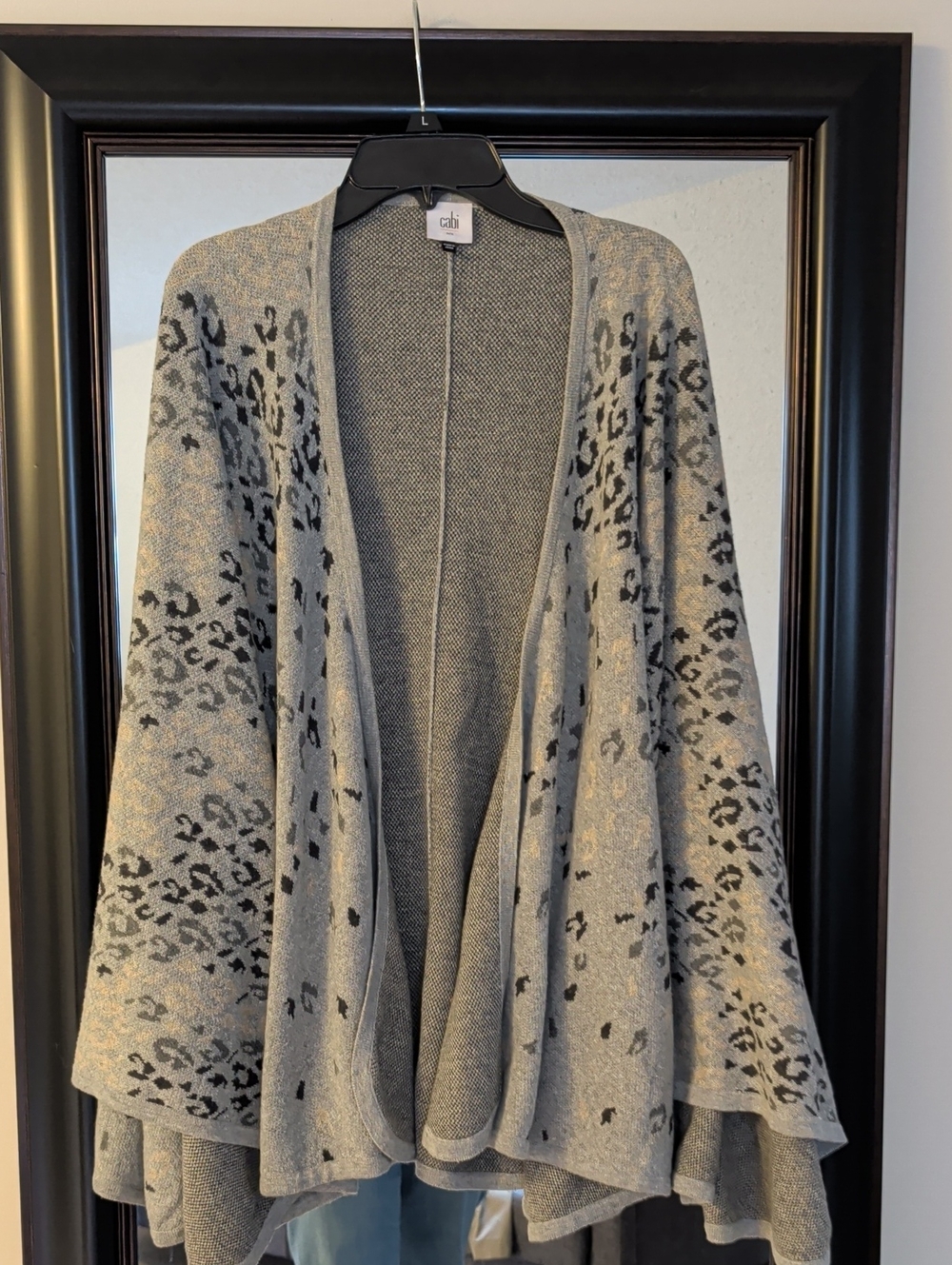CAbi OS Grey100% Cotton Leopard-Print  Shaw/Weap